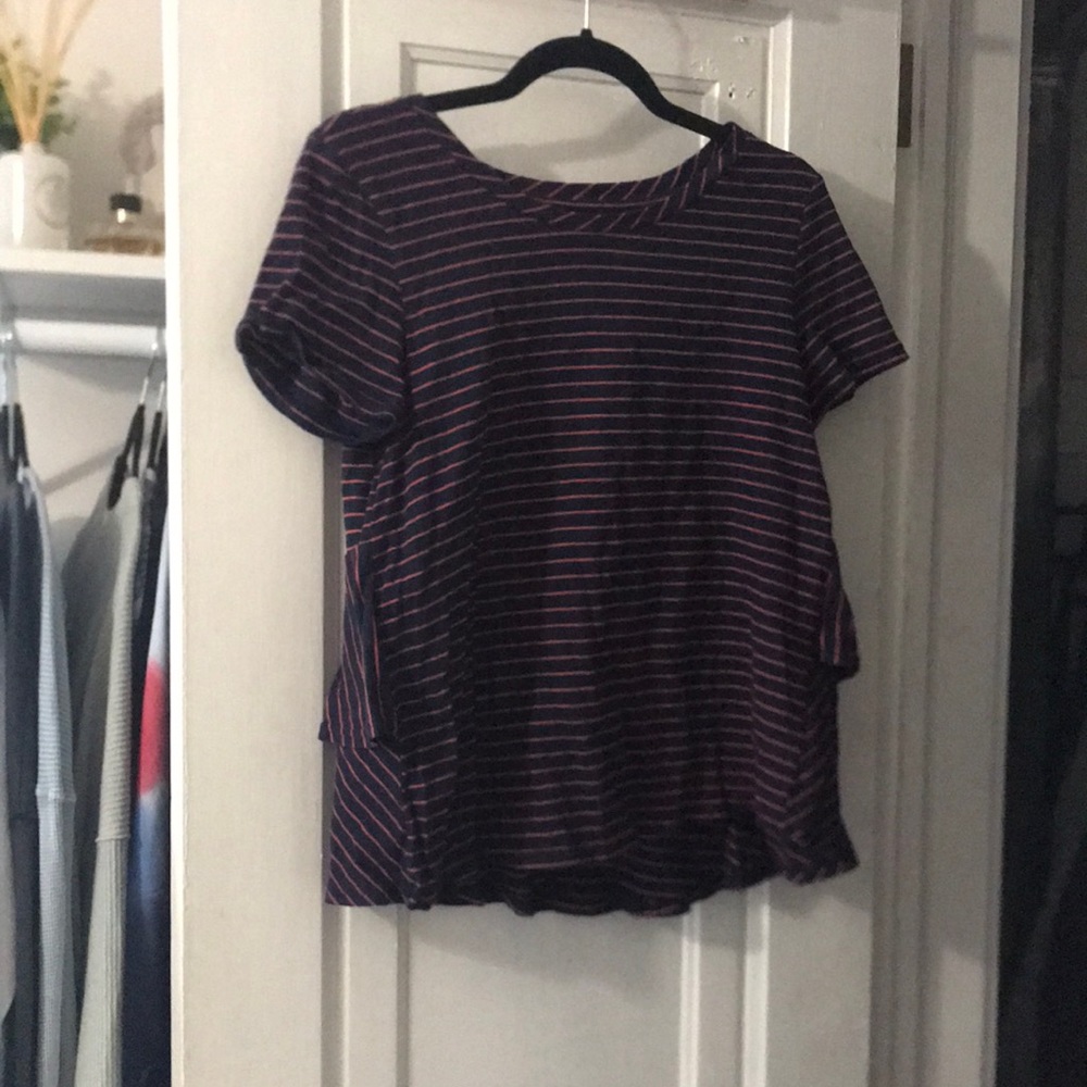 Tshirt, size small